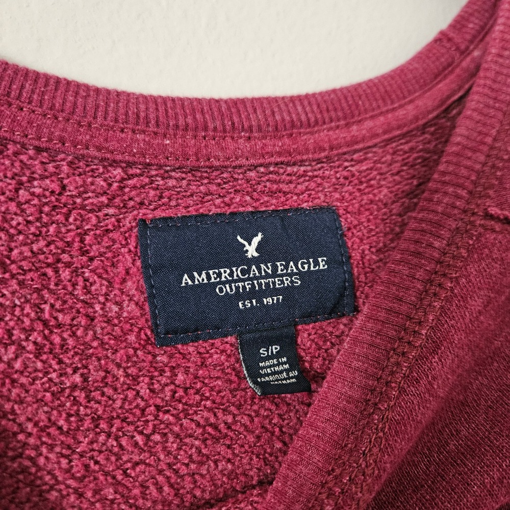 American Eagle Outfitters Fawn Deer Chenille Patch Sweatshirt Burgundy Small - Picture 3 of 4